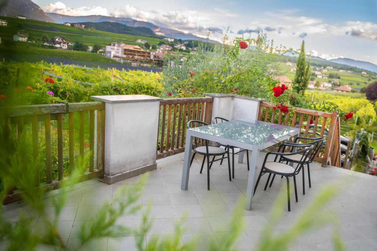 Lochererhof Daire Appiano Sulla Strada Del Vino Dış mekan fotoğraf